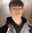 Саша, 18 лет