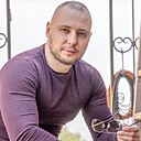 Макс, 33 года