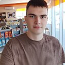 Максим, 22 года