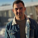 Нарек, 24 года