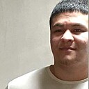 Умиджон, 21 год