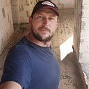 Антон, 32 года
