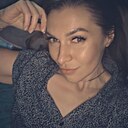 Mis, 42 года