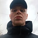 Антон, 33 года