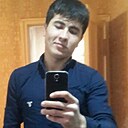 Али, 32 года