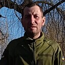 Леза Куні, 44 года