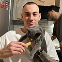 Денис, 23 года