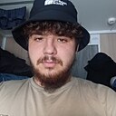 Иса, 22 года
