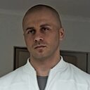 Max Romanov, 42 года