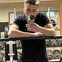 Viktor, 23 года