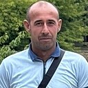 Исгандар, 41 год