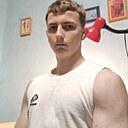 Арсений, 18 лет