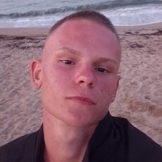 Фотография мужчины Алексей, 18 лет из г. Уссурийск