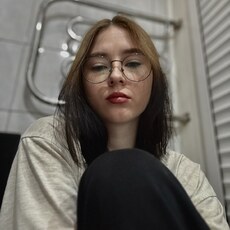 Фотография девушки Арина, 18 лет из г. Тюмень