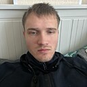Максим, 24 года