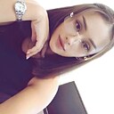 Bella, 22 года