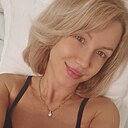 Аделя, 33 года