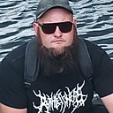 Макс, 32 года