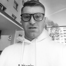 Фотография мужчины Miki, 30 лет из г. Прага