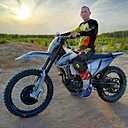 Роман, 33 года