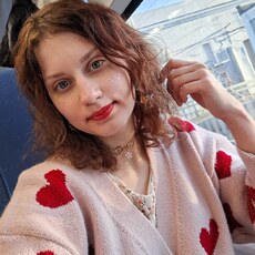 Фотография девушки Алёна, 25 лет из г. Санкт-Петербург