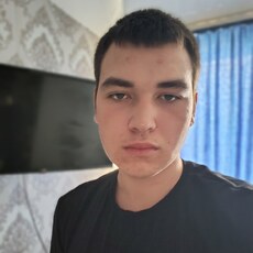 Фотография мужчины Михаил, 18 лет из г. Барабинск