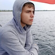 Фотография мужчины Mihail, 18 лет из г. Саратов