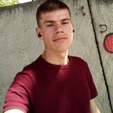 Фотография мужчины Gabriel, 21 год из г. Iași