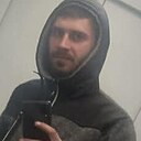 Оганов, 27 лет
