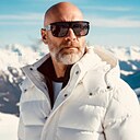 Роман, 44 года