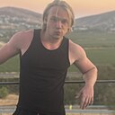Олег, 24 года