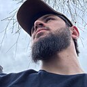 Jahongir, 24 года
