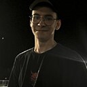 Денис, 23 года