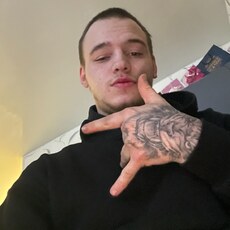 Фотография мужчины Артём, 21 год из г. Великий Новгород
