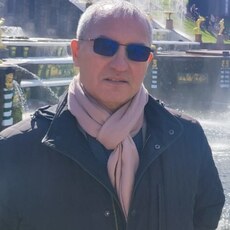 Владимир, 64 из г. Санкт-Петербург.