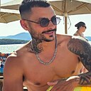 Антон, 32 года