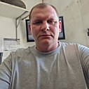 Лев, 40 лет