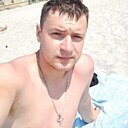 Денис, 33 года