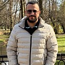 Wasim Waki, 26 лет