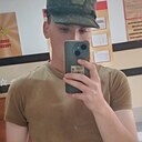 Артем, 23 года