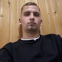 Ян, 24 года
