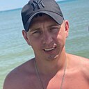 Макс, 33 года