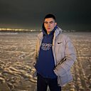 Максим, 25 лет