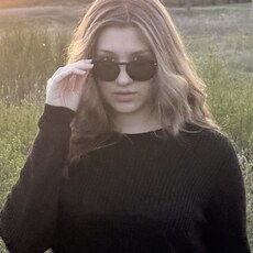 Фотография девушки Полина, 19 лет из г. Оренбург