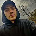 Hilltop, 24 года