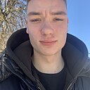 Максим, 22 года