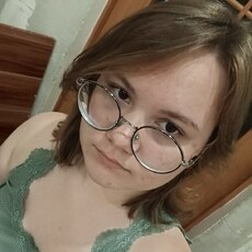 Фотография девушки Алина, 18 лет из г. Благовещенск