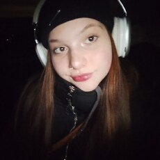 Фотография девушки Полина, 18 лет из г. Новосибирск