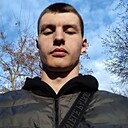 Максим, 22 года