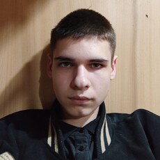 Фотография мужчины Влад, 18 лет из г. Уссурийск